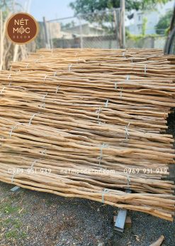 Cây gỗ khô bóc vỏ trang trí tường, trần, mái che